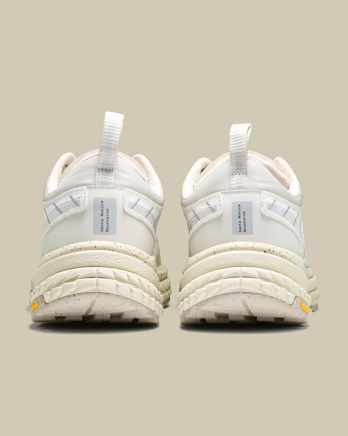 P22 Trail Running | Off White - Image 5