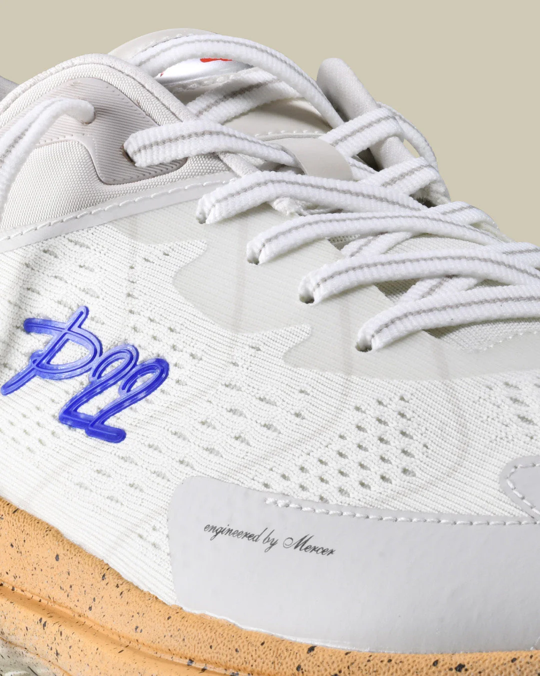 P22 Trail Running | White/Blue - Image 5