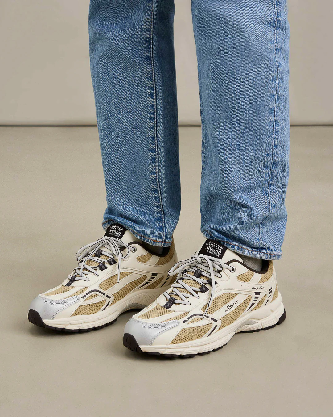 The Re-Run Cactus | White/Cognac - Image 4